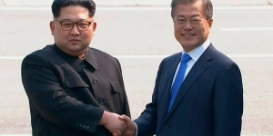El líder de Corea del Norte, Kim Jong-un. y su homólogo surcoreano, Moon Jae-in