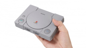 PlayStation Classic es una versión &#039;mini&#039; y con 20 juegos de la mítica consola de Sony