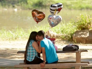 Entre menos mensajes de WhatsApp te envíe, más te ama