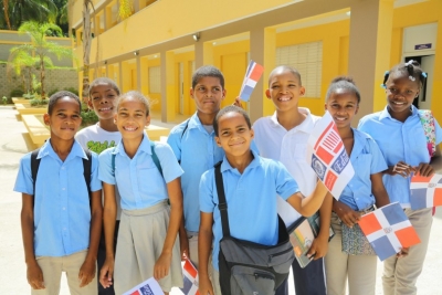 Presidente Danilo Medina entrega Liceo Estado de Israel; 1,050 estudiantes de Manoguayabo pasan a formar parte de Jornada Escolar Extendida
