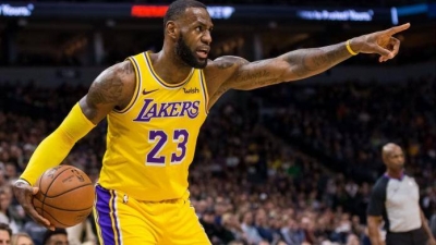 LeBron lidera con 36 puntos un nuevo triunfo de los Lakers