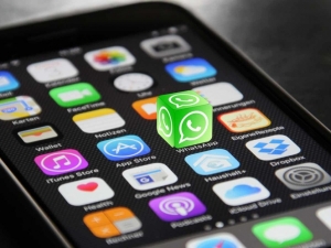 WhatsApp ya prepara sus &#039;memojis&#039; y planea lanzarlos pronto