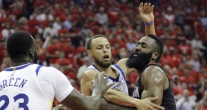 Rockets aplastan a Warriors y empatan la final del Oeste