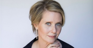 Nixon presenta su candidatura a gobernadora de Nueva York