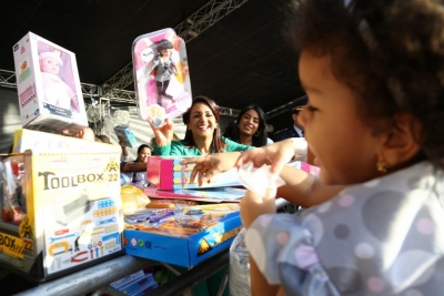 Despacho Primera Dama entrega 50 mil juguetes y presenta obra “La Estrella de la Navidad”, para disfrute de 8 mil niños y niñas