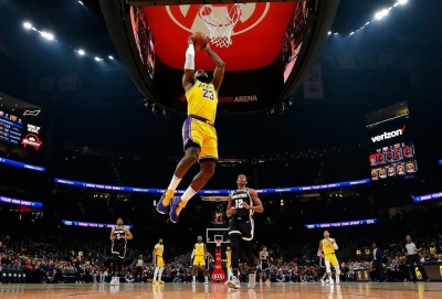 Los Lakers siguen con su rutina: victoria en Atlanta