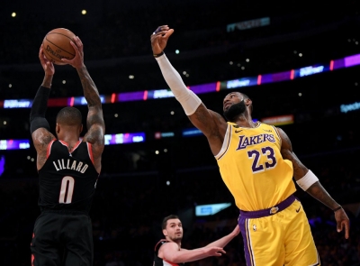 Damian Lillard brilla en el tributo del Staples a Kobe Bryant