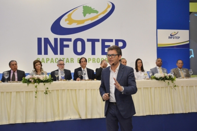 INFOTEP realiza conferencia sobre transformación digital dictada por experto internacional