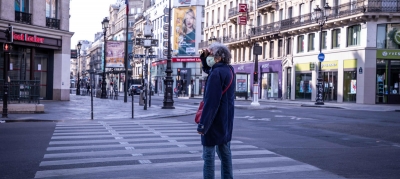 Un viandante por las calles de París. EP|||||