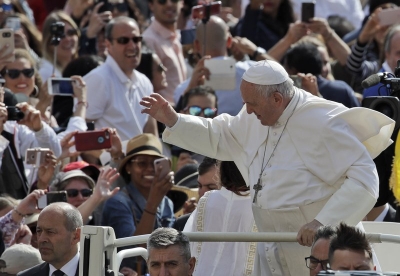 El papa hace una llamada a unidad de los católicos en China